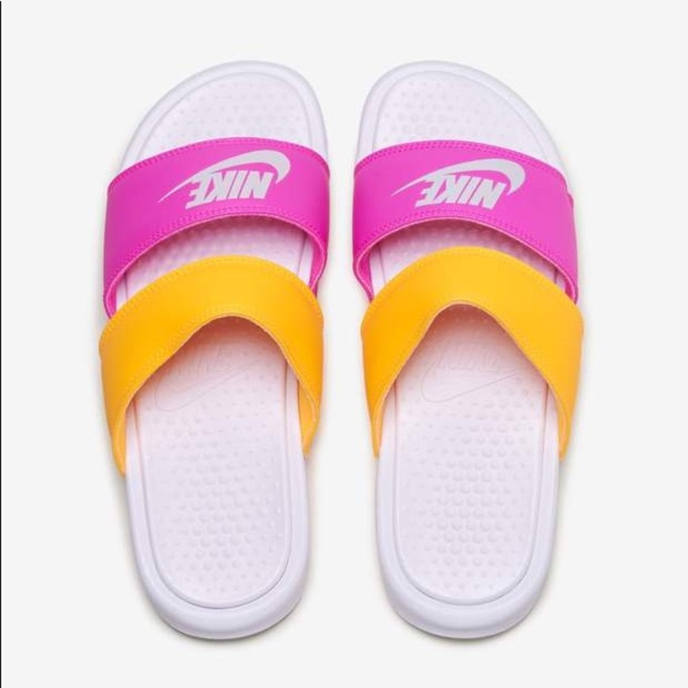 Nike Women's Benassi Duo Ultra Slide Sandals! - Picture 5 of 7